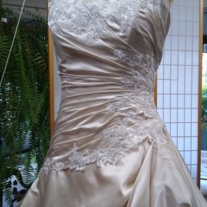 Size 12 Wedding Dress